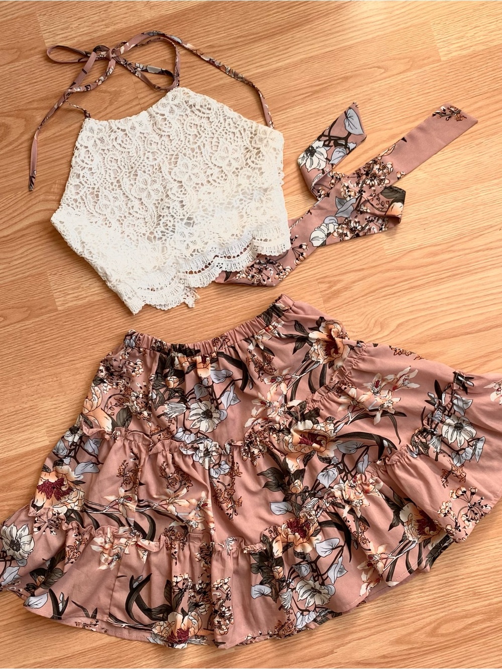 Coord Summer Lace Halter Crop Top & Floral Tiered Skirt Set